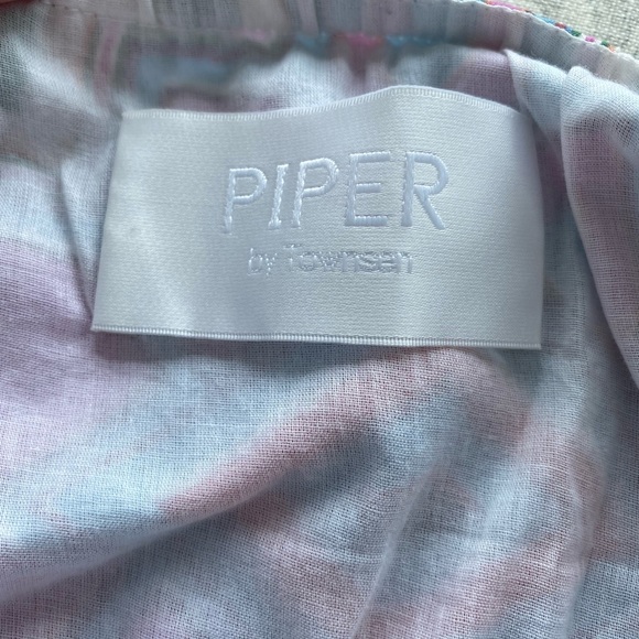 Piper by Townsen embroidered Jakarta romper - Picture 5 of 7